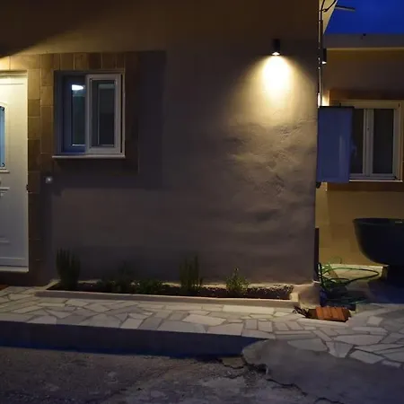 O Palaios Fournos Tou Andrea * Kardhakáta